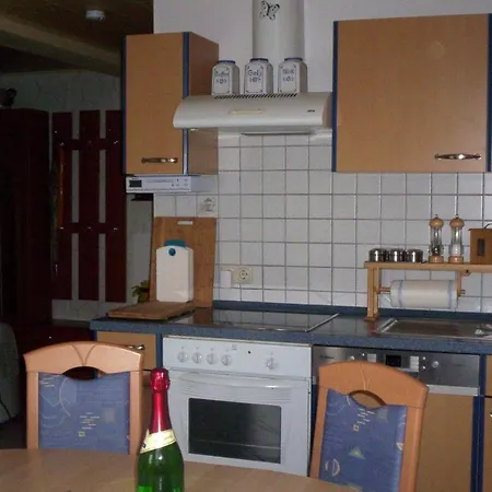 Bender 3 Sterne Ferienhaus Garz (Rugen)